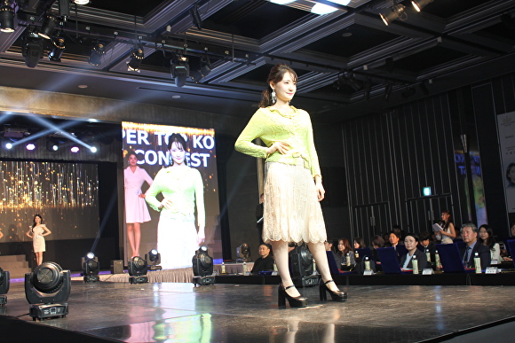 [포토] 슈퍼탑코리아 선발대회 1조 1번 석예안 포즈