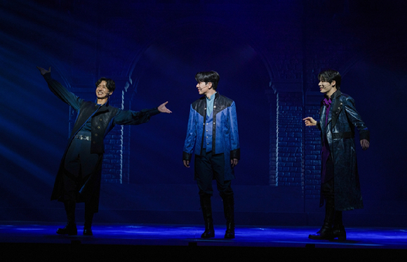 엔플라잉 유회승 뮤지컬 '로미오와 줄리엣' 프로필 사진 [사진=엠스텐]