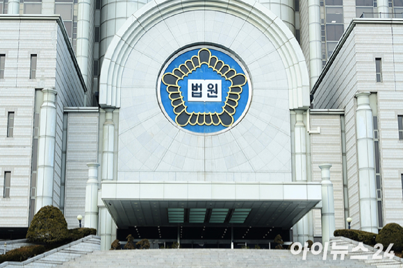 마약사범이 인공지능(AI) 챗봇인 '챗GPT'를 이용해 거짓 탄원서를 썼다가 가중처벌 받았다. 본 기사와 무관한 이미지. [사진=픽사베이@StartupStockPhotos]