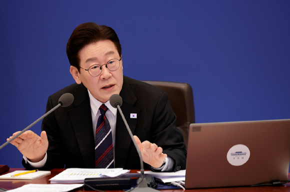 이재명 대통령이 24일 청와대에서 열린 국무회의에서 발언하고 있다. 2026.2.24 [청와대통신사진기자단] [사진=연합뉴스]