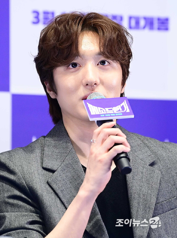 이기혁 감독-배우 이동휘-강찬희-윤경호가 13일 오후 서울 삼성동 메가박스 코엑스에서 열린 영화 '메소드 연기'(감독 이기혁) 언론시사회에 참석하고 있다. [사진=정소희 기자]