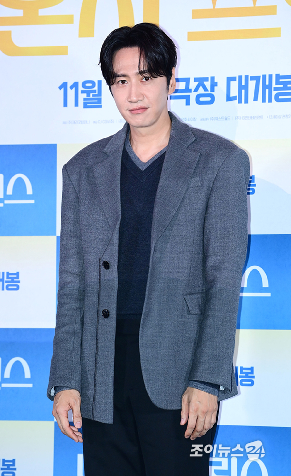 배우 이광수가 10일 오후 서울 CGV 용산아이파크몰에서 열린 영화 '나혼자 프린스'(감독 김성훈) 언론시사회에 참석하고 있다. [사진=정소희 기자]