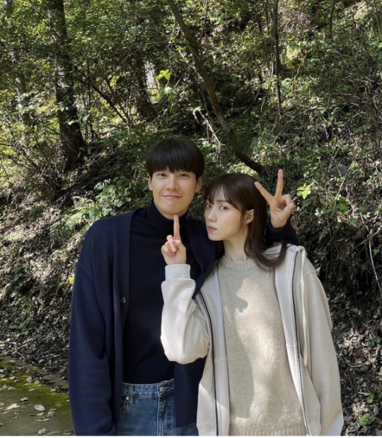 이성경 김영광 [사진=이성경 SNS]