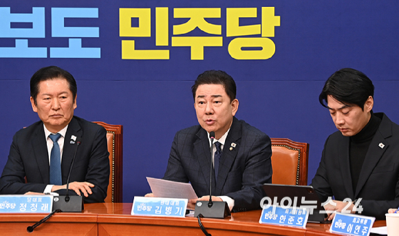 김병기 더불어민주당 원내대표가 17일 서울 여의도 국회에서 열린 최고위원회의에서 발언하고 있다. [사진=곽영래 기자]