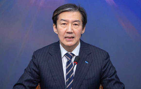 조국혁신당 조국 대표가 19일 국회에서 열린 중수청법ㆍ공소청법 대안입법 관련 최고위ㆍ의총ㆍ끝까지간다특위 연석회의에서 발언하고 있다. 2026.1.19 [사진=연합뉴스]