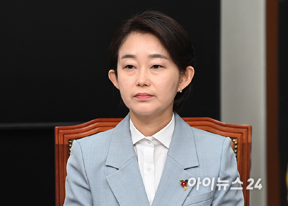 김재연 진보당 대선 후보가 9일 오후 서울 여의도 국회에서 열린 광장대선연합정치시민연대-제정당 연석회의 공동 선언 발표 기자회견에서 발언하고 있다. [사진=곽영래 기자]