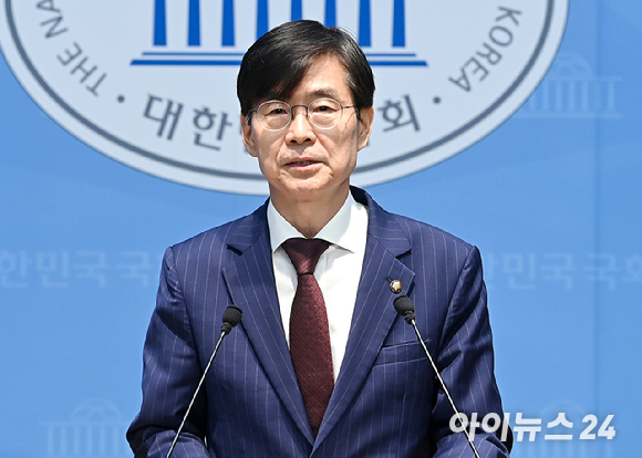 AI 데이터센터 전용요금제 '감감무소식'…1원 차이에 연 87억6000만원