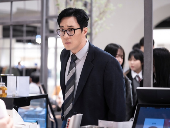 맨 끝줄 소년. [사진=넷플릭스]