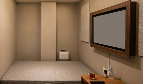 밀폐된 구조&middot;설비를 갖춘 '룸카페'가 청소년 출입&middot;금지 업소에 해당한다는 대법원 판단이 나왔다. 본 기사와 무관한, AI 생성 이미지. [사진=제미나이 생성 이미지]