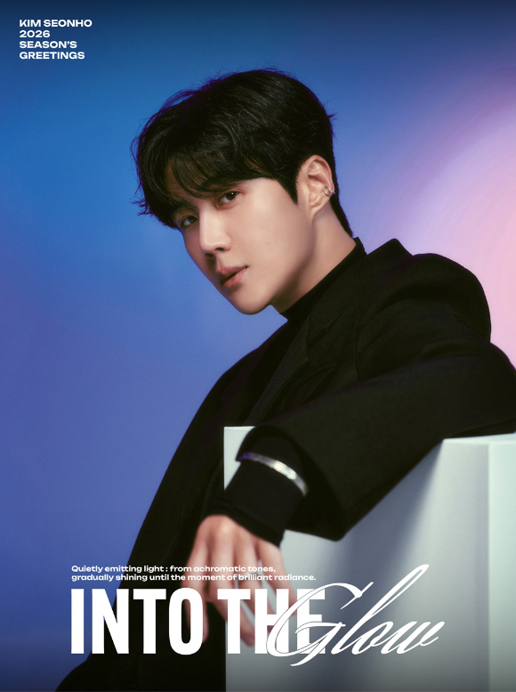 김선호, 나른+섹시美 시즌그리팅⋯2026년 열일 예약