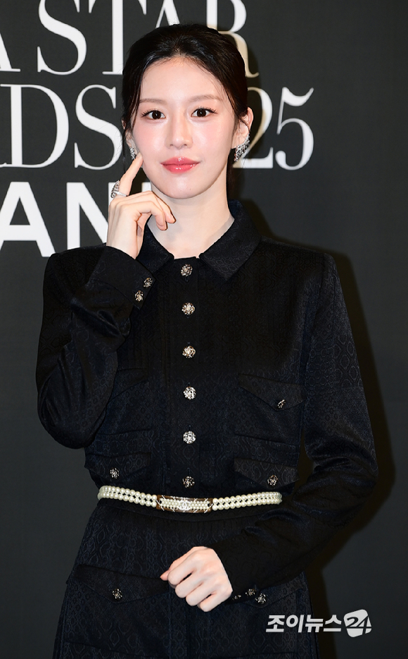 [포토] 고윤정, 예쁜애가 하는 예쁜짓~