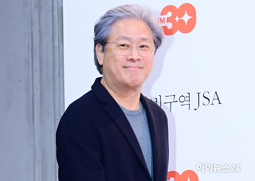 박찬욱 감독의 영화 '어쩔수가없다' 한 장면 [사진='어쩔수가없다' 티저 캡처]