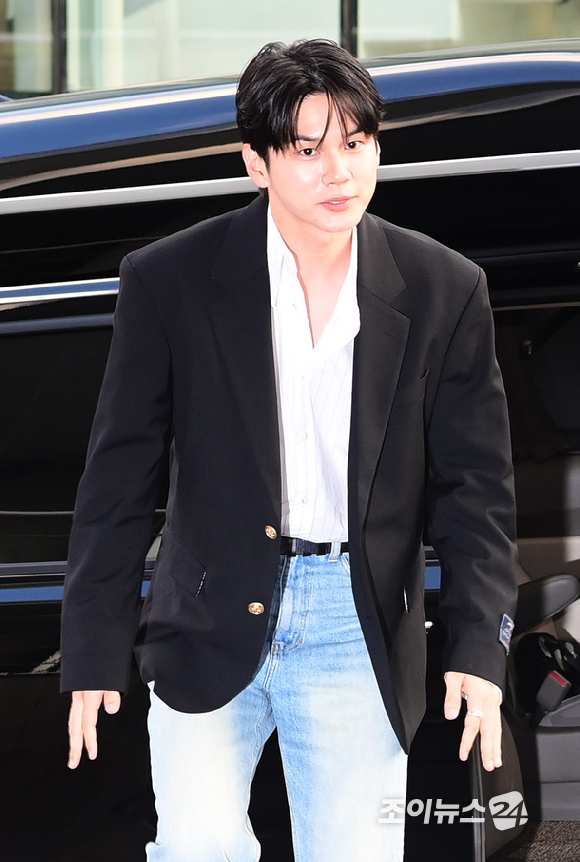 배우 옹성우가 2일 오후 서울 한남동 리움미술관에서 열린 'CJ 나이트 인 셀러브레이션 오브 프리즈 서울'에 참석하고 있다. [사진=정소희 기자]