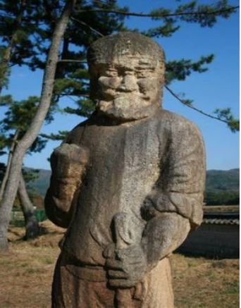 노점상에서 산 우즈베크 멜론. [사진=윤영선]