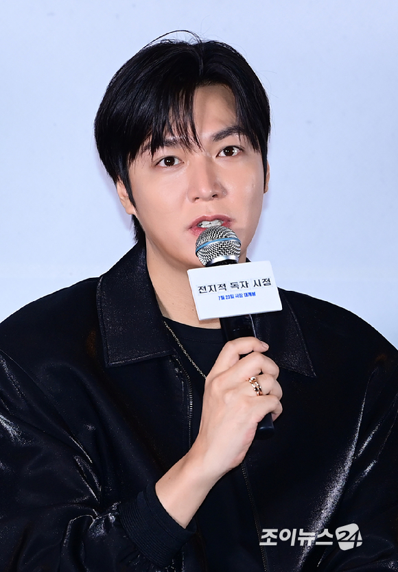 (왼쪽부터)배우 이민호-채수빈-신승호-나나-안효섭이 15일 오후 서울 삼성동 메가박스 코엑스에서 열린 영화 '전지적 독자 시점'(감독 김병우) 언론시사회에 참석하고 있다. [사진=정소희 기자]