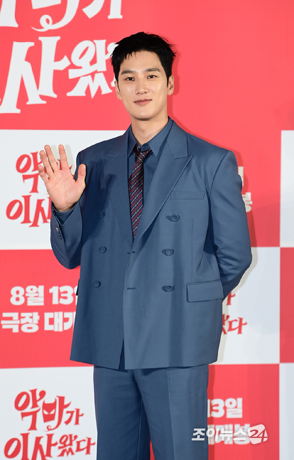 배우 안보현이 9일 오전 서울 CGV 용산아이파크몰에서 열린 영화 '악마가 이사왔다'(감독 이상근) 제작보고회에 참석하고 있다. [사진=정소희 기자]