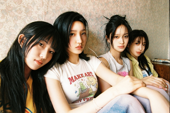 하이키 단체 콘셉트 포토 [사진=초이크리에이티브랩]