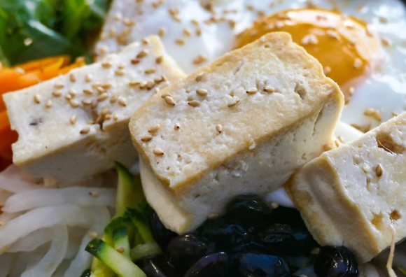 유통기한이 지나도 먹을 수 있는 음식들이 전문가에 의해 공개됐다. 사진은 본 기사 내용과 무관. [사진=Health]