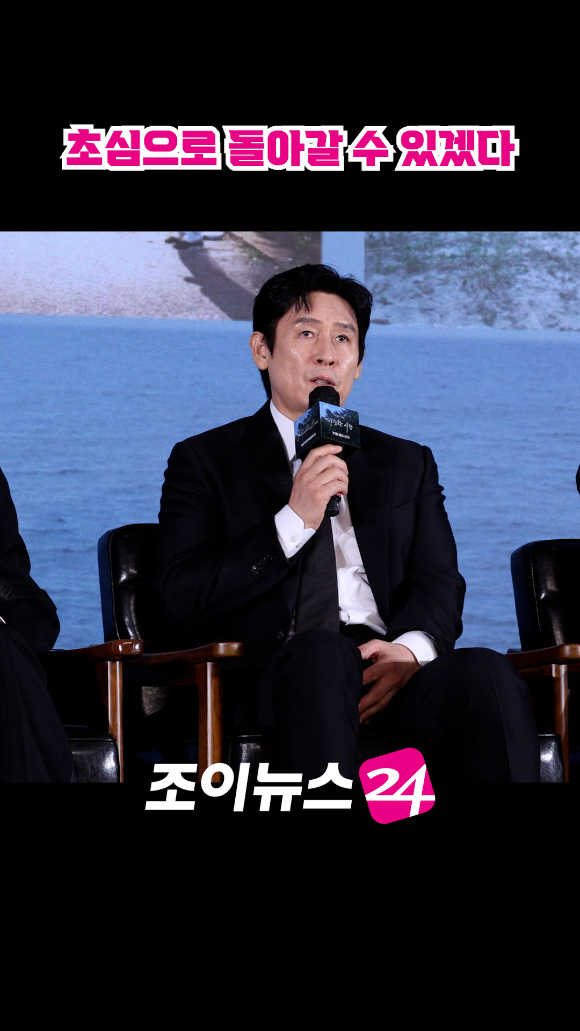 배우 설경구가 지난 25일 오전 서울 마포구 호텔 나루 서울 엠갤러리에서 진행된 넷플릭스 영화 '가능한 사랑'(감독 이창동) 제작보고회에 참석해 소감을 말하고 있다. [사진=문수지 기자]