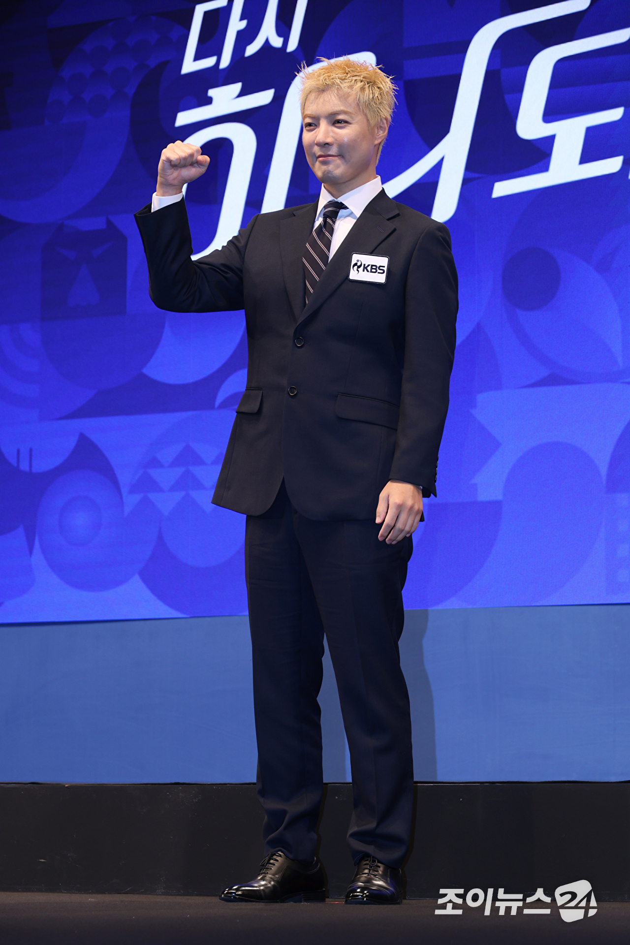 방송인 강남이 28일 오후 서울 영등포구 여의도동 KBS아트홀에서 진행된 '2026 아이치-나고야 아시안게임' 제작발표회에 참석해 포즈를 취하고 있다. [사진=문수지 기자]