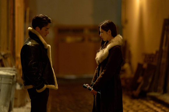 배우 박정민과 신세경이 영화 '휴민트'에서 열연하고 있다. [사진=NEW]