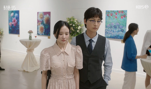 &apos;화려한날들&apos; 박정연, 전시회 도중 흉기 든 스토커에 납치...아무도 눈치 못 챘다