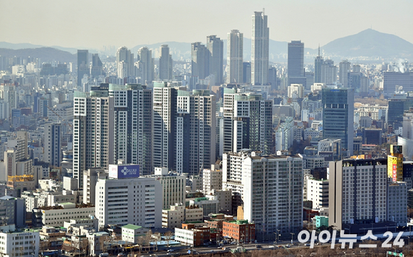 서울 도심 아파트 단지 전경. [사진=정소희 기자]