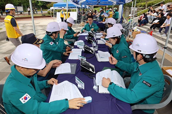 지난 5월 28일 ‘2024년 재난대응 안전한국훈련’이 수성구에서 열리고 있다. [사진=수성구]