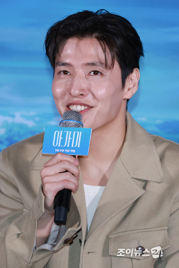 배우 강하늘이 26일 오후 서울 용산구 CGV 용산아이파크몰점에서 진행된 애니메이션 '아가미'(감독 안재훈) 언론시사회에 참석해 소감을 말하고 있다. [사진=문수지 기자]