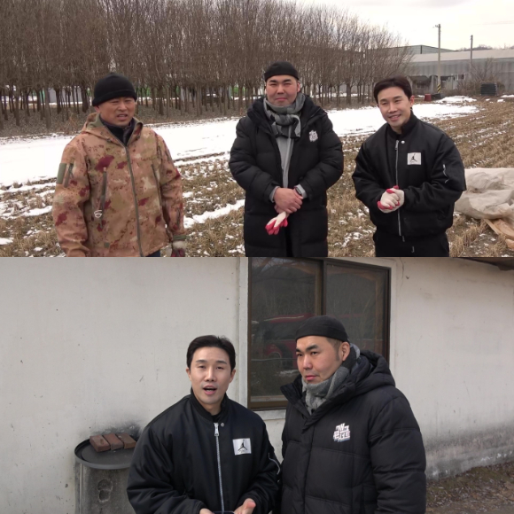 개그맨 김지호&middot;이종훈이 폭설 내린 안성시에서 봉사활동을 하고 있다. [사진=윤형빈소극장]