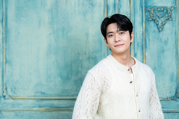 배우 강태오가 '이강에는 달이 흐른다' 종영 인터뷰를 진행했다. [사진=맨오브크리에이션]