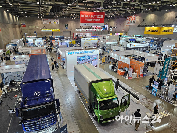 3일 경기 고양시 킨텍스에서 열린 제16회 국제물류산업대전 전시 부스의 모습이다. [사진=설재윤 기자]