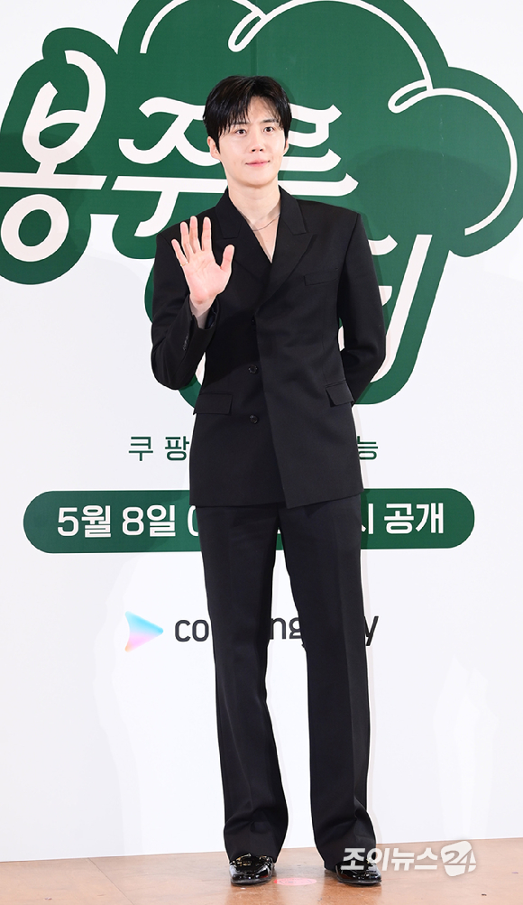 배우 김선호가 6일 오전 서울 중구 명동 커뮤니티하우스마실에서 열린 쿠팡플레이 새 예능 '봉주르빵집' 제작발표회에 참석하고 있다. [사진=정소희 기자]