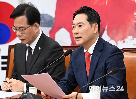 장동혁 국민의힘 대표가 5일 서울 여의도 국회에서 열린 최고위원회의에서 발언하고 있다. [사진=곽영래 기자]