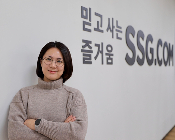 표상순 SSG닷컴 브랜딩마케팅팀 팀장. SSG닷컴은 최근 영심이와 경태 캠페인을 통해 재치 있게 플랫폼의 메시지를 전달해 화제를 모으고 있다. [사진=SSG닷컴]