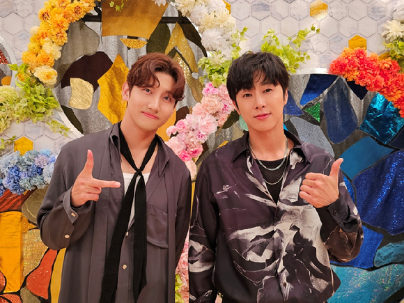 동방신기가 '2025 FNS 가요제 여름'에 출연했다. [사진=SM엔터테인먼트]
