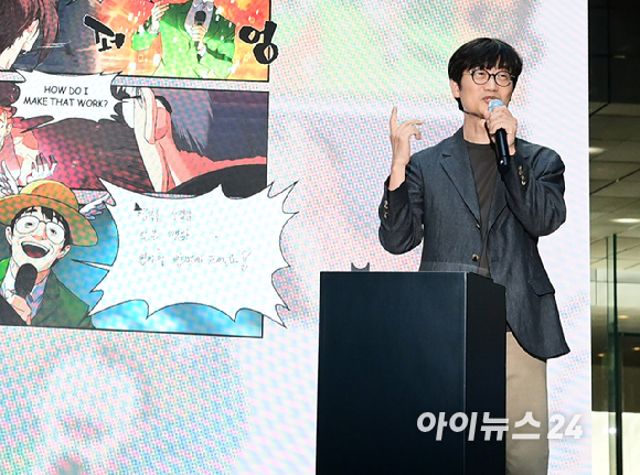 이해진 네이버 의장이 8일 경기도 성남시 정자동에 위치한 네이버 1784 사옥에서 젠슨 황 엔비디아 최고경영자(CEO)의 방문을 환영하는 행사에 참석하고 있다. [사진=정소희 기자]