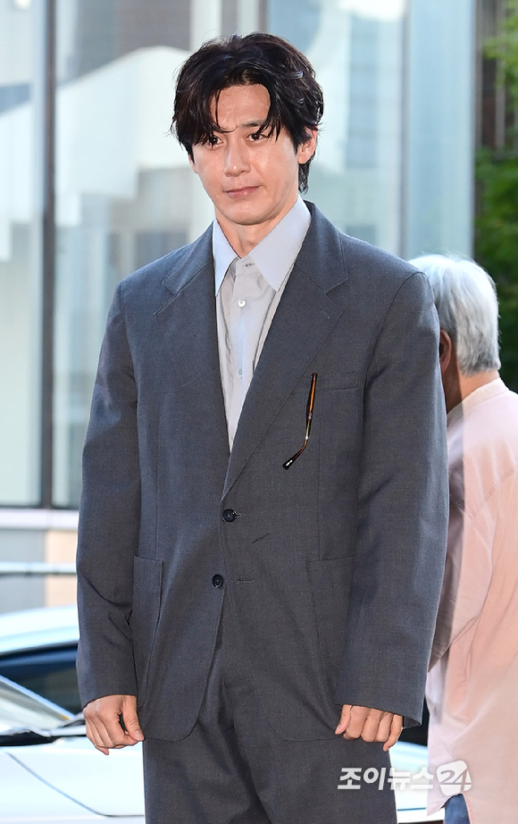 배우 고수가 2일 오후 서울 한남동 리움미술관에서 열린 'CJ 나이트 인 셀러브레이션 오브 프리즈 서울'에 참석하고 있다. [사진=정소희 기자]