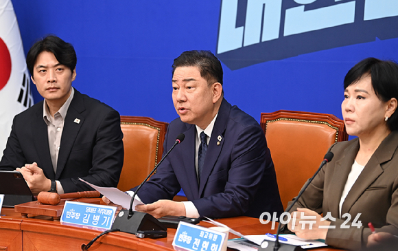 김병기 더불어민주당 당대표 직무대행 겸 원내대표가 28일 오전 서울 여의도 국회에서 열린 최고위원회의에서 발언하고 있다. [사진=곽영래 기자]