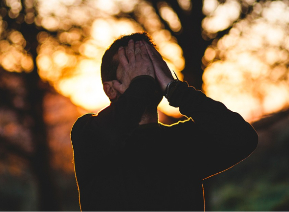 남편과 상의 없이 생부와의 식사 자리를 마련한 아내가 뜻밖의 갈등에 휘말렸다는 사연이 알려졌다. 사진은 본 기사 내용과 무관. [사진=조은수 기자]