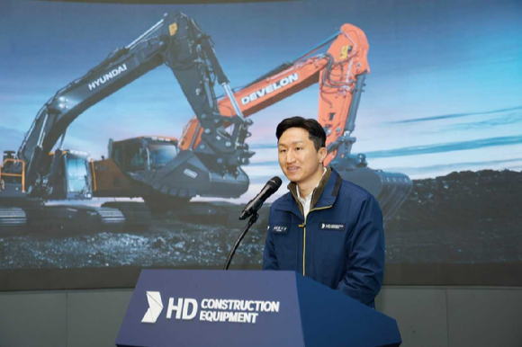 건설기계 무인화 현장을 표현한 이미지 [사진=챗GPT]