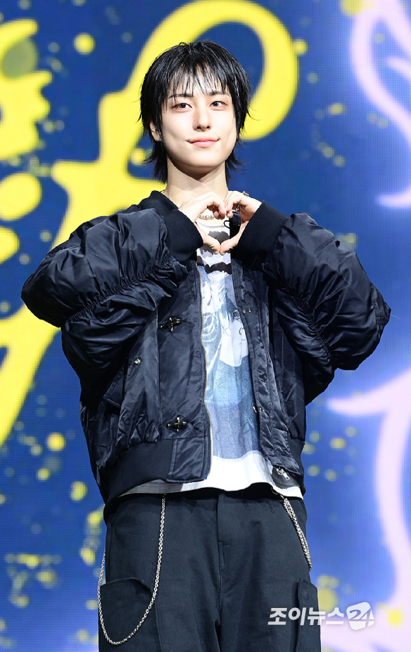 그룹 앤팀 타키가 28일 오후 서울 용산구 한남동 블루스퀘어에서 열린 &TEAM(앤팀) 한국 데뷔 앨범 미니 1집 'Back to Life'(백 투 라이프)발매 기념 쇼케이스에 참석하고 있다. [사진=정소희 기자]