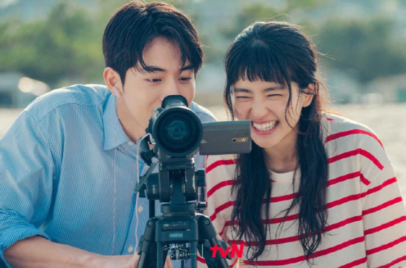 [사진=tvN '스물다섯 스물하나']