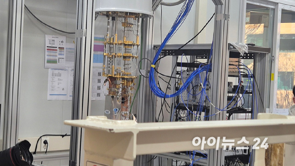 KAIST의 반도체 클린룸. [사진=KAIST]