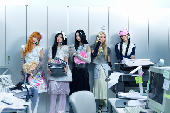 아일릿 단체 콘셉트 포토 [사진=빌리프랩]