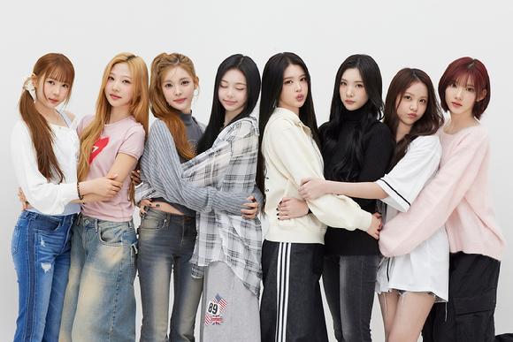 하츠투하츠, 오늘(24일) 데뷔 1주년 "팬들에 자랑스러운 존재 될 것"