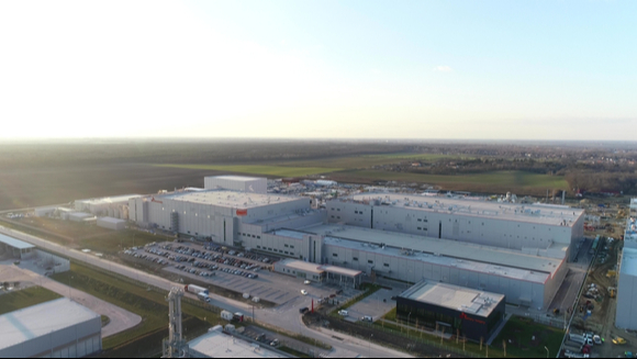 헝가리 코마롬에 위치한 SK이노베이션 유럽 제1 전기차 배터리 공장 전경. [사진=SK이노베이션]