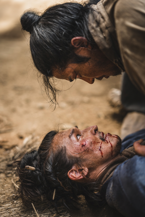 배우 로운이 디즈니+ 오리지널 '탁류'에서 열연하고 있다. [사진=월트디즈니 컴퍼니 코리아]