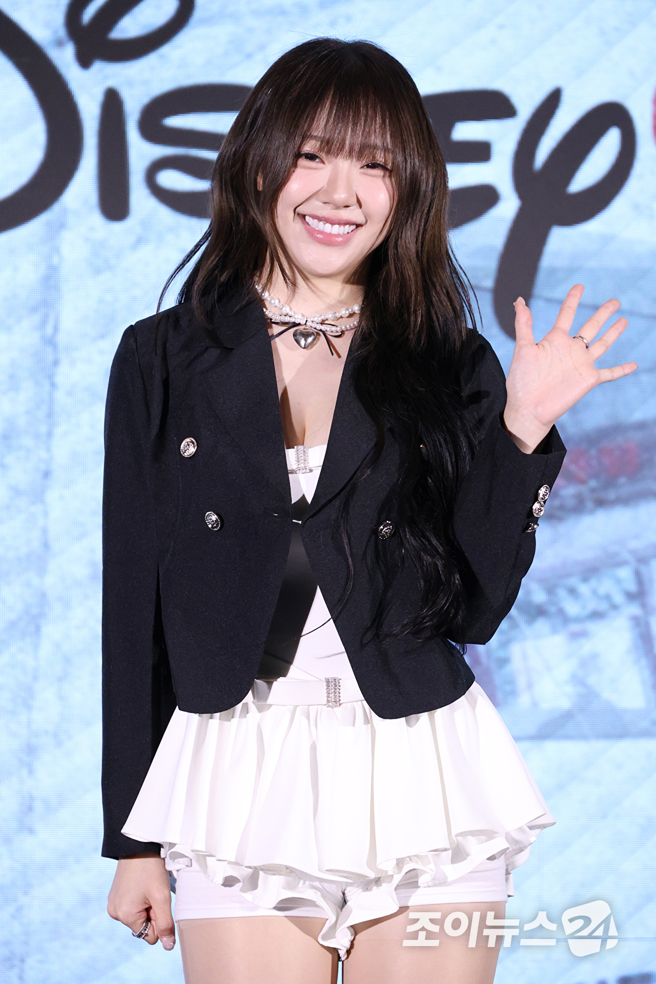 가수 지지원이 28일 오전 서울 구로구 신도림동 더세인트에서 진행된 디즈니+ 오리지널 예능 '술래게임' 제작발표회에 참석해 포즈를 취하고 있다. [사진=문수지 기자]