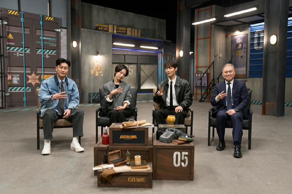 '용감한 형사들5' 제작발표회에 참석한 권일용 프로파일러 [사진=티캐스트 ]